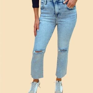 NWT Risen Crop Jeans